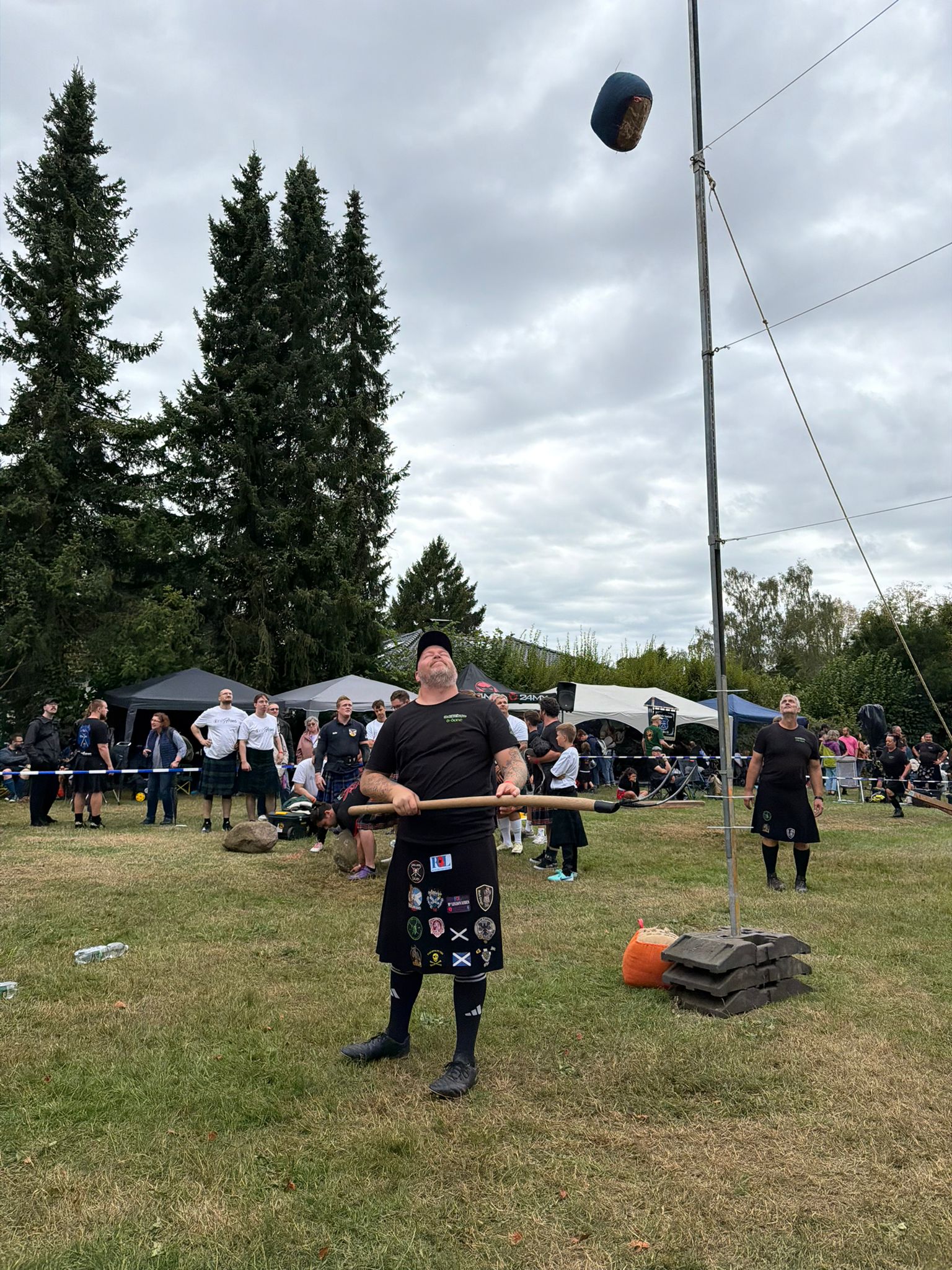 Dennis beim Sheaf Toss